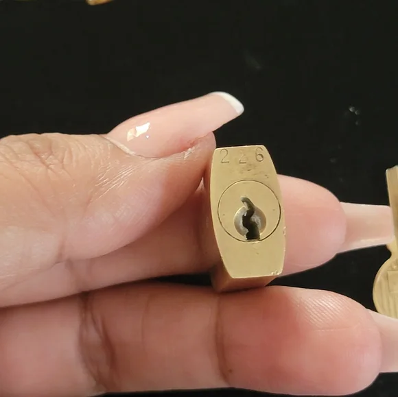 Authentic Vintage Gold Louis Vuitton Key and Lock Necklace Set #226🔒🔑 - Picture 17 of 17